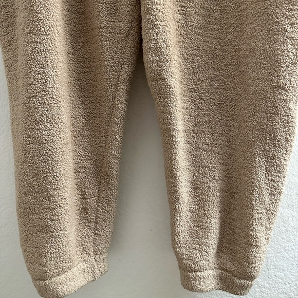 Abercrombie & Fitch Pants - Picture 6 of 7